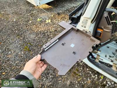 Volvo VNL Interior Part