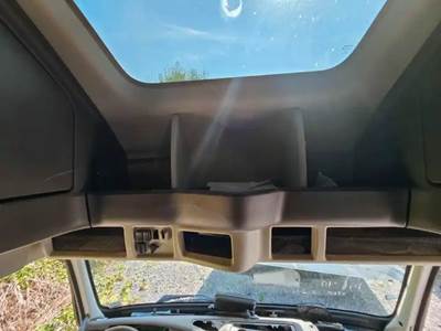 Volvo VNL Interior Part