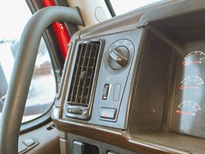 Volvo VNL Interior Part