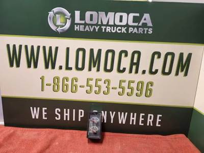 Used 2007 Volvo VNL Gauge Panel, Part # 06038530