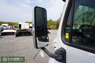 Freightliner Cascadia 125 Left Mirror