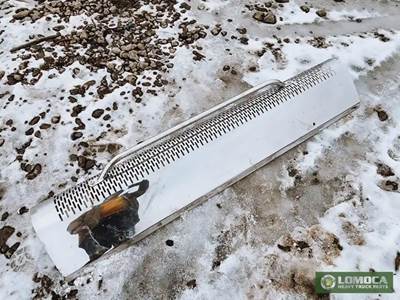 Detroit DD15 Muffler Shield for a 2014 Freightliner 122SD