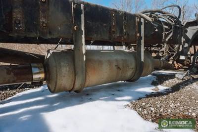 Caterpillar C15 Muffler for a 2005 Kenworth T2000