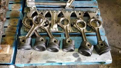 Paccar MX-13 Piston / Rod for a 2014 Kenworth T800