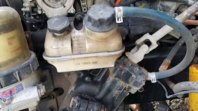 Freightliner Cascadia 125 Power Steering Reservoir