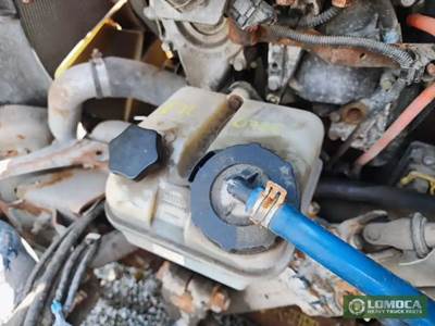 Freightliner Cascadia 125 Power Steering Reservoir