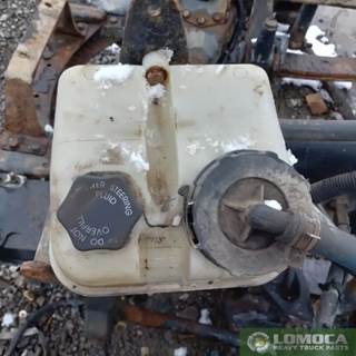 Freightliner Coronado 122 SD Power Steering Reservoir for a 2014 Freightliner 122SD
