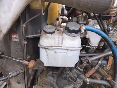 Freightliner Coronado 122 SD Power Steering Reservoir for a 2019 Freightliner 122SD