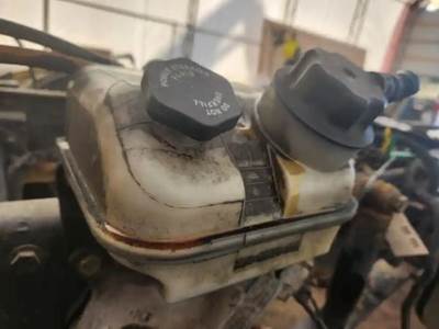 Freightliner M2 106 Power Steering Reservoir