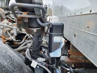 Hino 195 Power Steering Reservoir