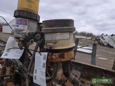 Hino 358 Power Steering Reservoir