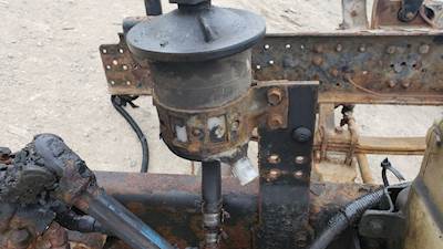 International 4300 Power Steering Reservoir