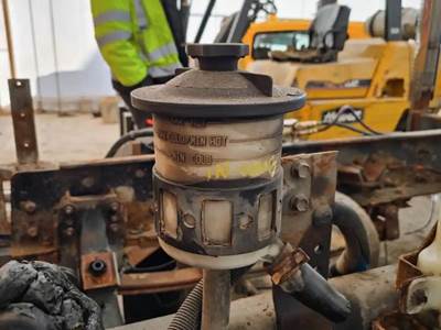 International 4300 Power Steering Reservoir