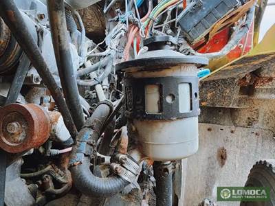 International 7600 Power Steering Reservoir