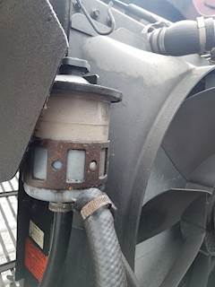 International 9900i Power Steering Reservoir