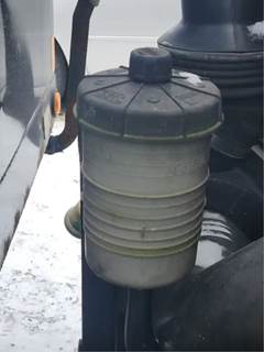 International CF600 Power Steering Reservoir