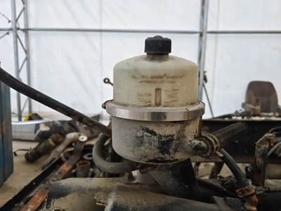 Kenworth T370 Power Steering Reservoir