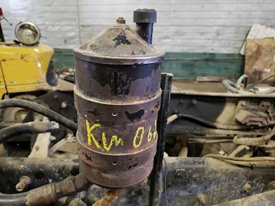 Kenworth T800B Power Steering Reservoir