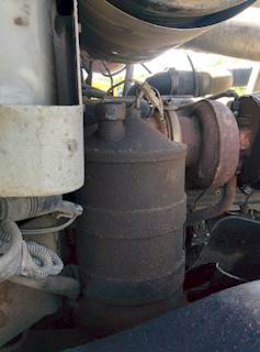 Mack Granite CV713 Power Steering Reservoir for a 2005 Mack CV713 Granite