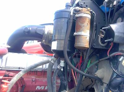 Mack Granite GU813 Power Steering Reservoir for a 2015 Mack GU813