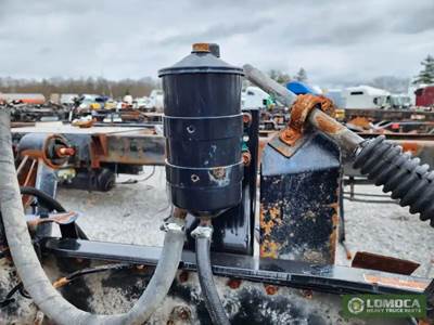 Volvo VHD Power Steering Reservoir