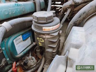 Volvo VNL Power Steering Reservoir