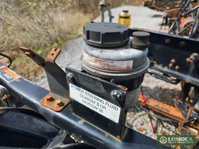 Volvo VNL Power Steering Reservoir