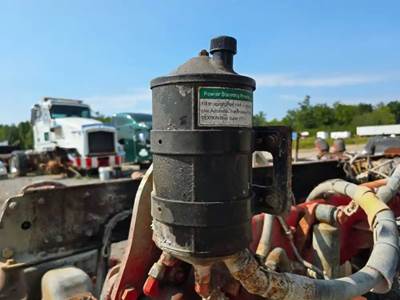 Western Star 4900FA Power Steering Reservoir for a 2012 Western Star 4900 FA