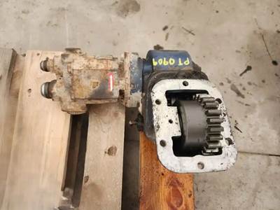 Permco P124 Transmission PTO for Eaton/Fuller RTLO18918B, Part # P124A082SRZA17-85