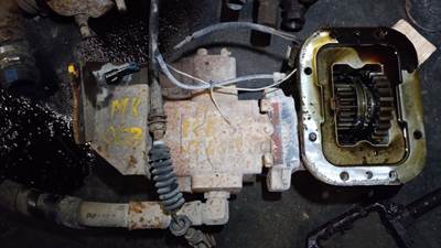 Pto And Pump System For SAle - Removed Off A EAton Fuller RTLO16918B