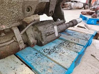 Parker C102 Series Cast Iron Pto & Pump P/N 3149325229 S/N YH0718-01613 - Used -