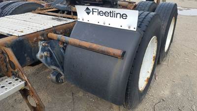 Freightliner Cascadia 125 Quarter Fender