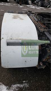 Mack Anthem Quarter Fender