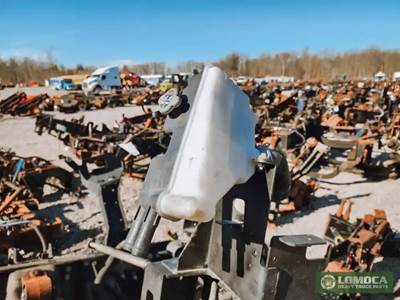 Ford F-750 Radiator Overflow Bottle / Surge Tank