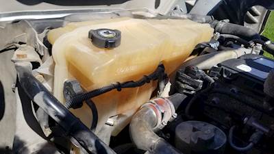 Freightliner Cascadia 125 Radiator Overflow Bottle / Surge Tank