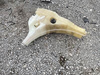 Freightliner Cascadia 125 Radiator Overflow Bottle / Surge Tank