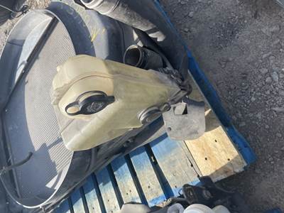 International 7500 Radiator Overflow Bottle / Surge Tank