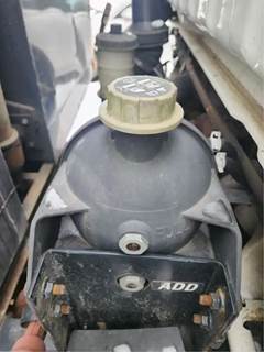 International CF600 Radiator Overflow Bottle / Surge Tank