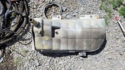 Kenworth T800 Radiator Overflow Bottle / Surge Tank