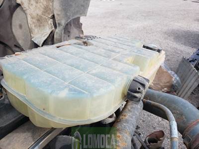 Kenworth T800 Radiator Overflow Bottle / Surge Tank