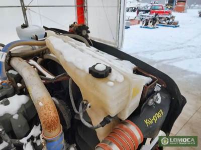 Kenworth T880 Radiator Overflow Bottle / Surge Tank