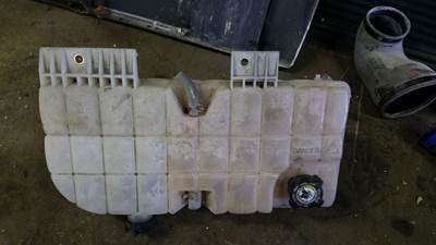 Kenworth W900 Radiator Overflow Bottle / Surge Tank