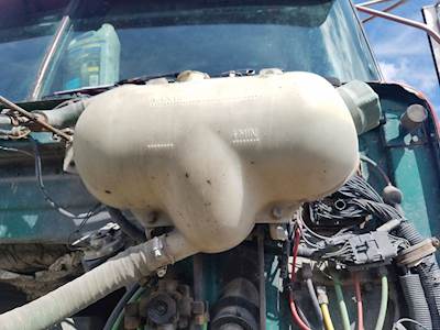 Volvo / WhiteGMC Autocar ACL64 Radiator Overflow Bottle / Surge Tank for a 1995 Volvowhitegmc Autocar ACL64