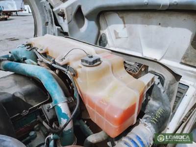 Volvo VNL Radiator Overflow Bottle / Surge Tank