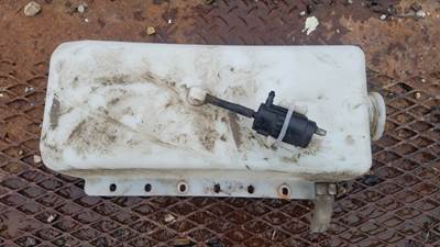 Western Star 4900SA Radiator Overflow Bottle / Surge Tank for a 2018 Western Star 4900 SA