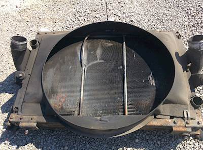 International 9400 Radiator Shroud