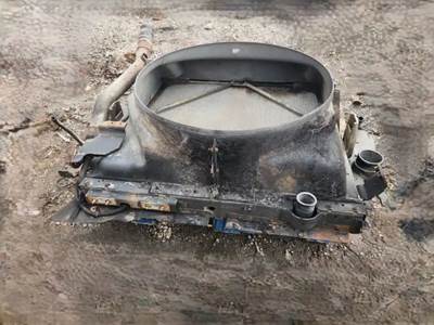 International Paystar 5900i Radiator Shroud