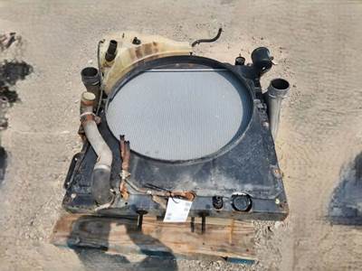 Freightliner Cascadia 113 Radiator