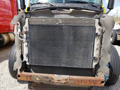 Freightliner Cascadia 125 Radiator