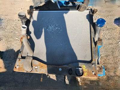 Freightliner Cascadia 125 Radiator